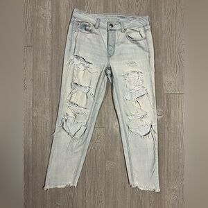 100% Cotton American Eagle Very Distressed Tomgirl Jeans Size 4 Regular Raw Hem